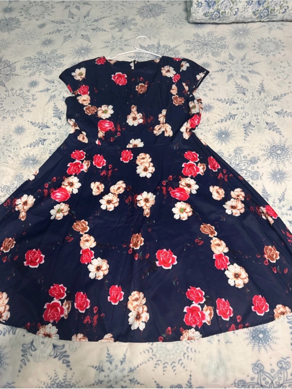 SHEIN Navy Blue Floral Midi Dress with Red and Cream Flowers